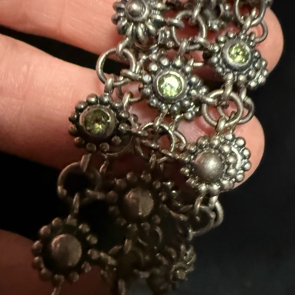 Gorgeous 925 Sterling Peridot Floral Design Chain Bracelet
